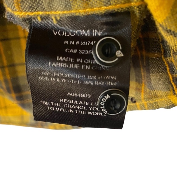Volcom Men’s Yellow Plaid Skate Snow Longsleeve Button Down Flannel Shirt SZ M - Picture 8 of 10